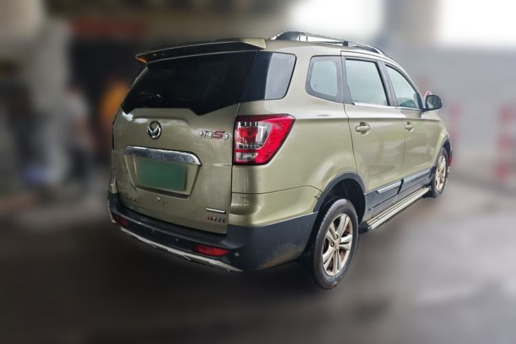 Used HYOSOW S3 2014 1.5L Comfort Version China IV Emission Standard Rear Right 45 Deg