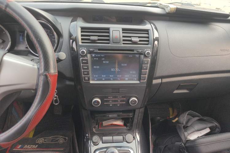 Used HYOSOW S3 2014 1.5L Luxury Version China IV Emission Standard Audio And AC Panel