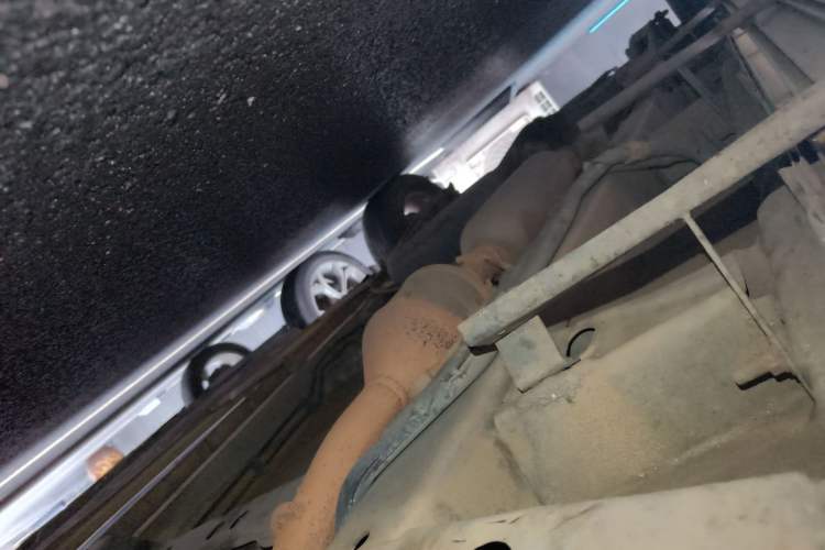 Used HYOSOW S3 2014 1.5L Luxury Version China IV Emission Standard Chassis Front Right