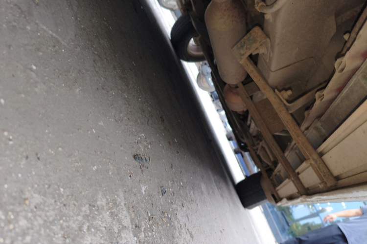Used HYOSOW S3 2014 1.5L Comfort Version China IV Emission Standard Chassis Rear Right