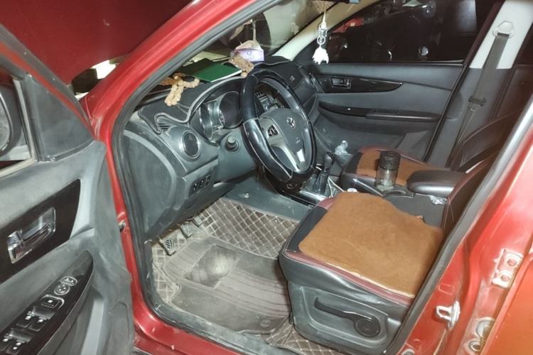 Used HYOSOW S3 2014 1.5L Comfort Version China IV Emission Standard Driver Seat