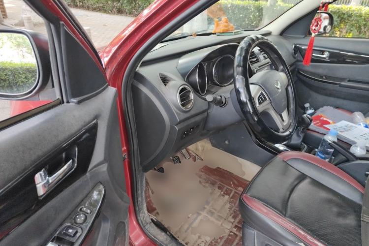 Used HYOSOW S3 2014 1.5L Luxury Version China IV Emission Standard Driver Seat
