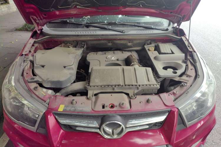 Used HYOSOW S3 2014 1.5L Comfort Version China IV Emission Standard Engine Bay