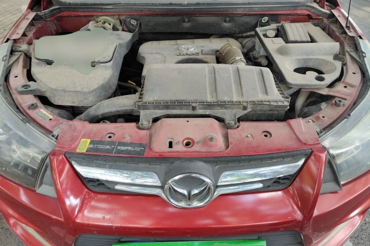 Used HYOSOW S3 2014 1.5L Luxury Version China IV Emission Standard Engine Bay