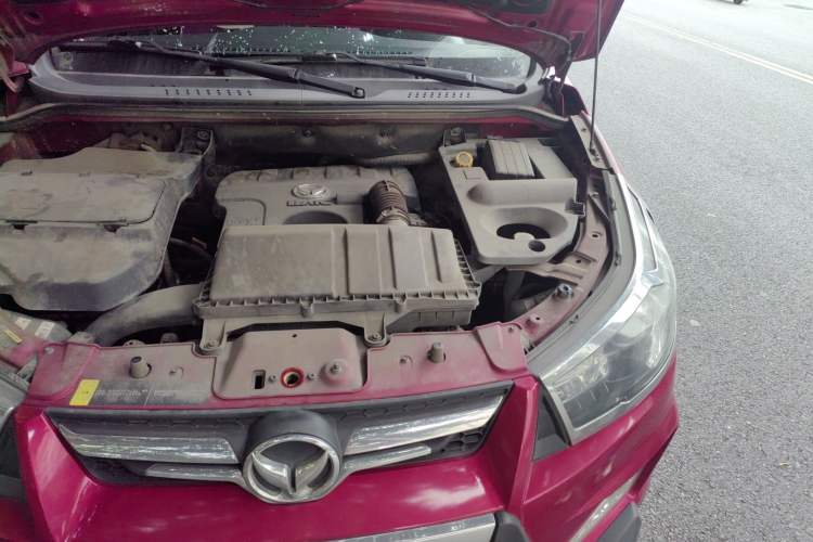 Used HYOSOW S3 2014 1.5L Comfort Version China IV Emission Standard Engine Bay Left