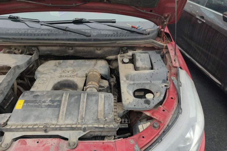 Used HYOSOW S3 2014 1.5L Luxury Version China IV Emission Standard Engine Bay Left
