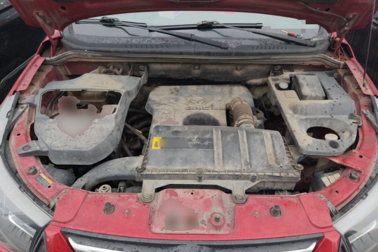 Used HYOSOW S3 2014 1.5L Luxury Version China IV Emission Standard Engine Bay