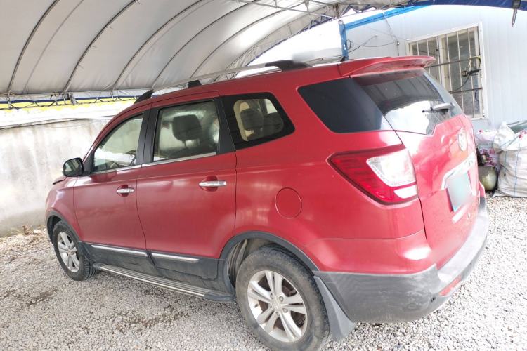 Used HYOSOW S3 2014 1.5L Luxury Version China IV Emission Standard Exterior 3