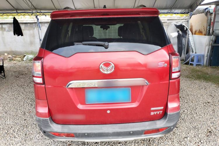 Used HYOSOW S3 2014 1.5L Luxury Version China IV Emission Standard Exterior 4