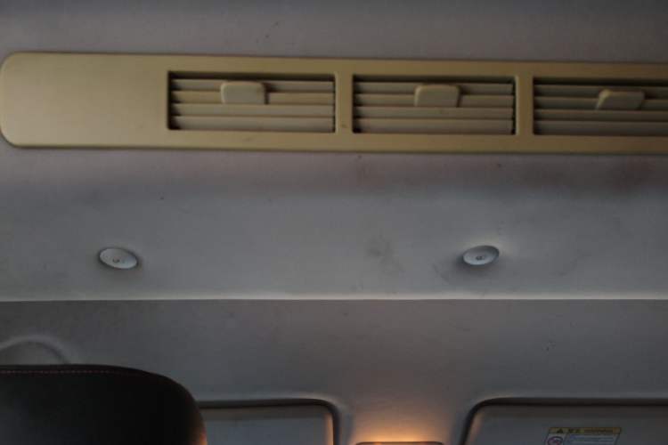 Used HYOSOW S3 2014 1.5L Comfort Version China IV Emission Standard Headliner
