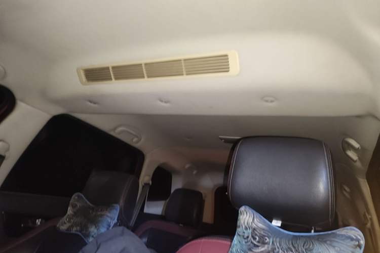 Used HYOSOW S3 2014 1.5L Comfort Version China IV Emission Standard Headliner