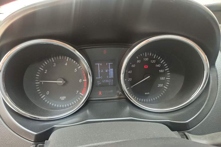 Used HYOSOW S3 2014 1.5L Comfort Version China IV Emission Standard Instrument Cluster