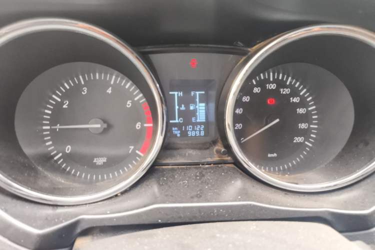 Used HYOSOW S3 2014 1.5L Luxury Version China IV Emission Standard Instrument Cluster