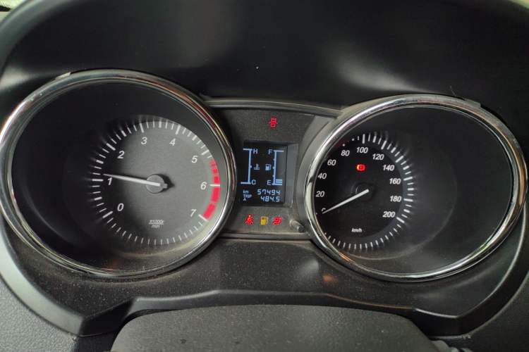 Used HYOSOW S3 2014 1.5L Comfort Version China IV Emission Standard Instrument Cluster