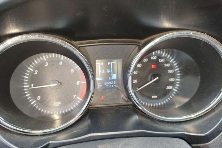 Used HYOSOW S3 2014 1.5L Comfort Version China IV Emission Standard Instrument Cluster