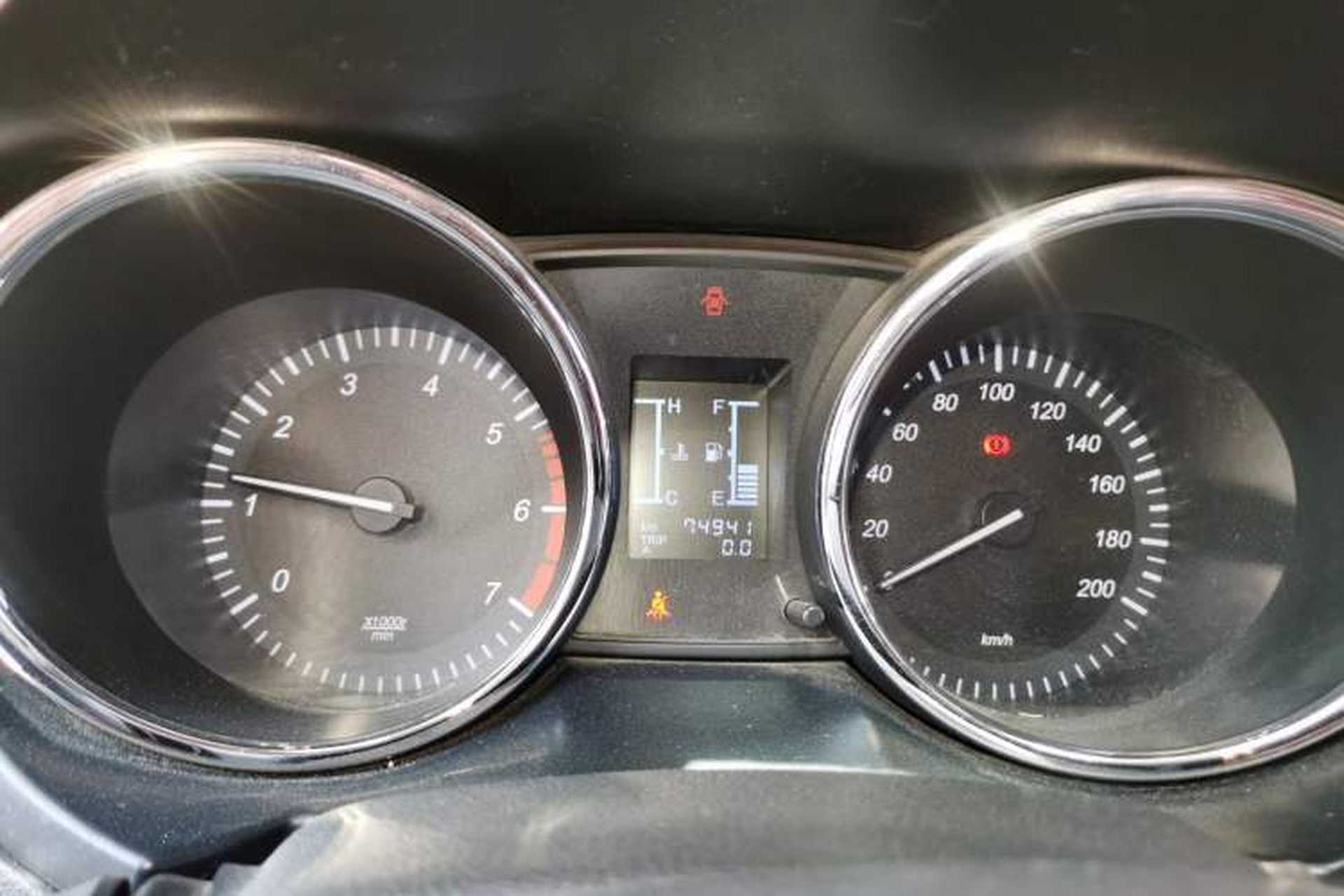 Used HYOSOW S3 2014 1.5L Luxury Version China IV Emission Standard Instrument Cluster