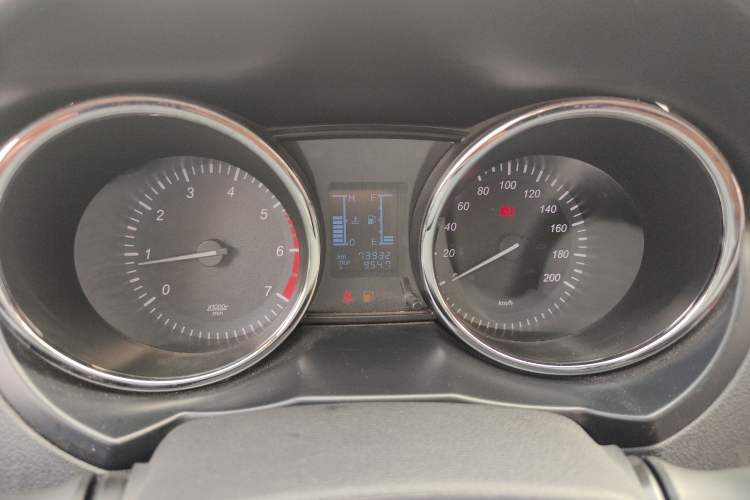 Used HYOSOW S3 2014 1.5L Luxury Version China IV Emission Standard Instrument Cluster