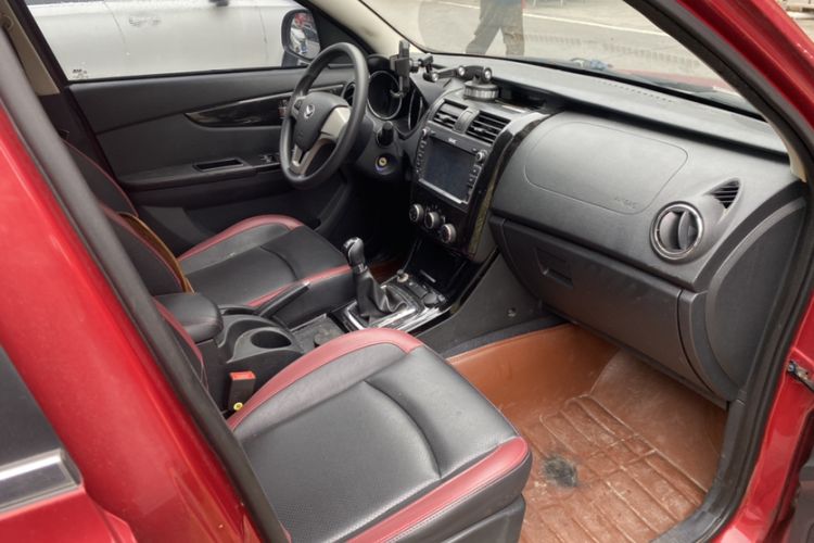 Used HYOSOW S3 2014 1.5L Comfort Version China IV Emission Standard Interior 8