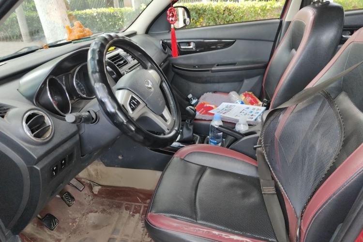 Used HYOSOW S3 2014 1.5L Luxury Version China IV Emission Standard Left Front Seat