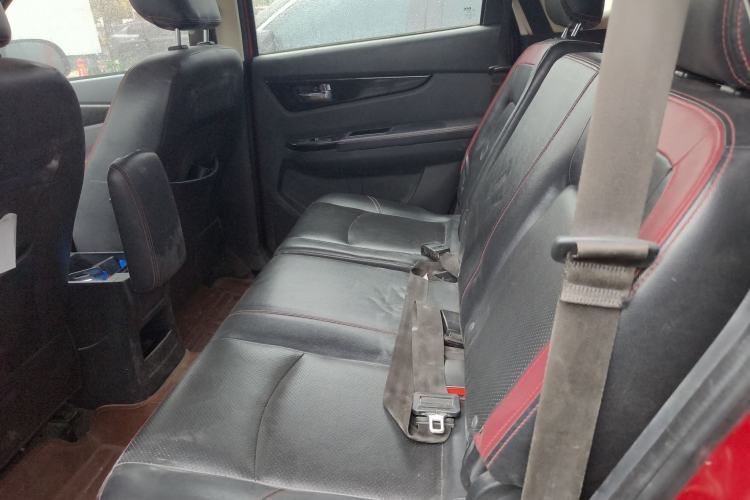 Used HYOSOW S3 2014 1.5L Luxury Version China IV Emission Standard Left Rear Seat