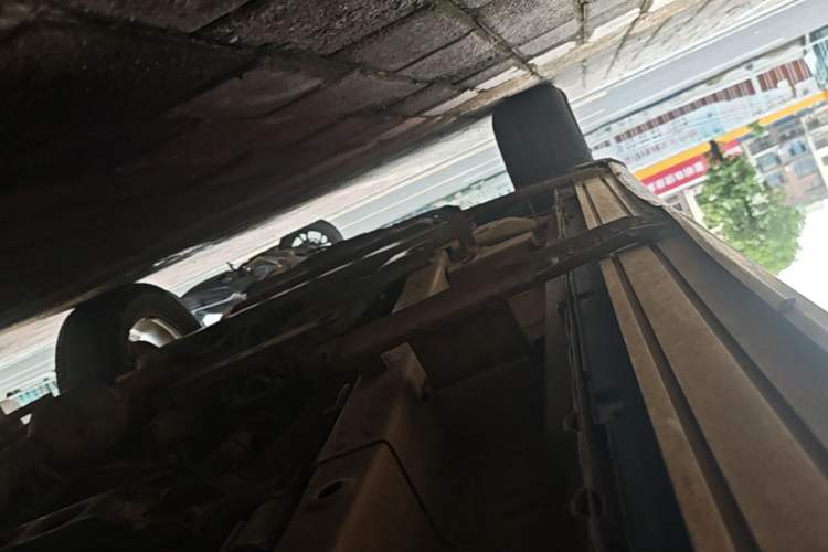Used HYOSOW S3 2014 1.5L Luxury Version China IV Emission Standard Left Side Sill