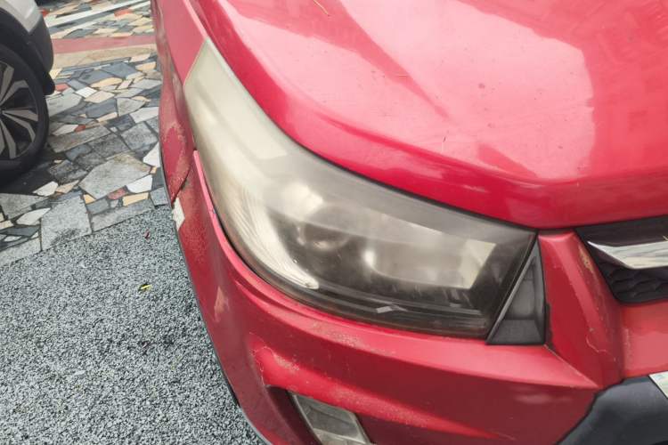 Used HYOSOW S3 2014 1.5L Luxury Version China IV Emission Standard Right Front Headlight