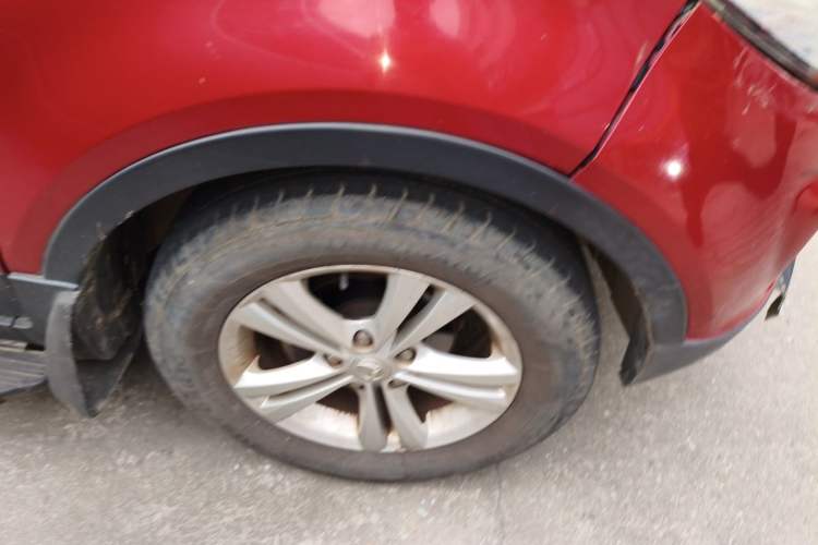 Used HYOSOW S3 2014 1.5L Comfort Version China IV Emission Standard Right Front Wheel Hub