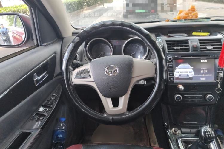 Used HYOSOW S3 2014 1.5L Luxury Version China IV Emission Standard Steering Wheel