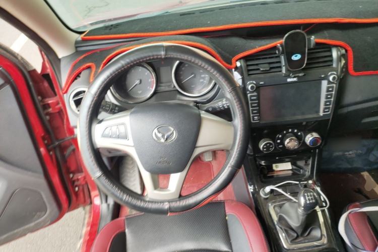 Used HYOSOW S3 2014 1.5L Comfort Version China IV Emission Standard Steering Wheel