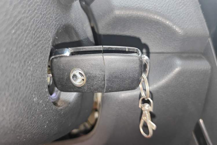Used HYOSOW S3 2014 1.5L Comfort Version China IV Emission Standard Vehicle Key