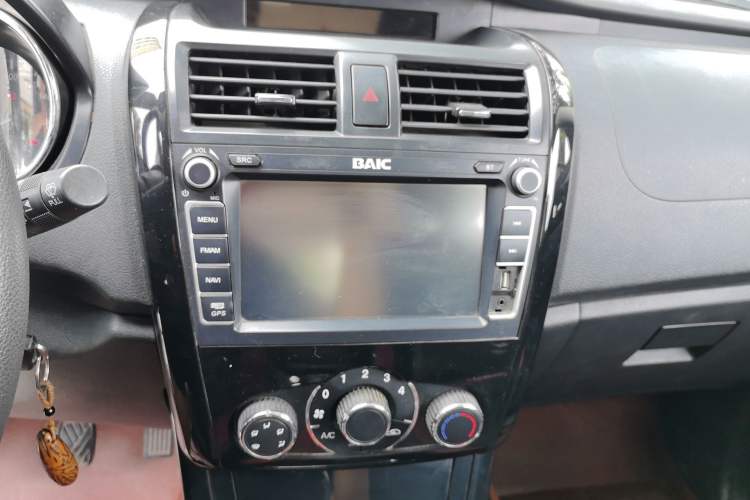 Used HYOSOW S3 2014 1.5L Comfort Version China IV Emission Standard Audio And AC Panel