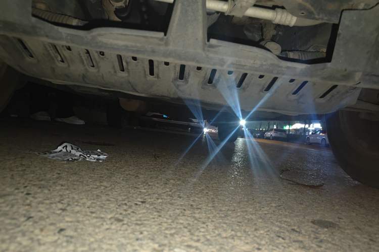 Used HYOSOW S3 2014 1.5L Comfort Version China IV Emission Standard Chassis Front