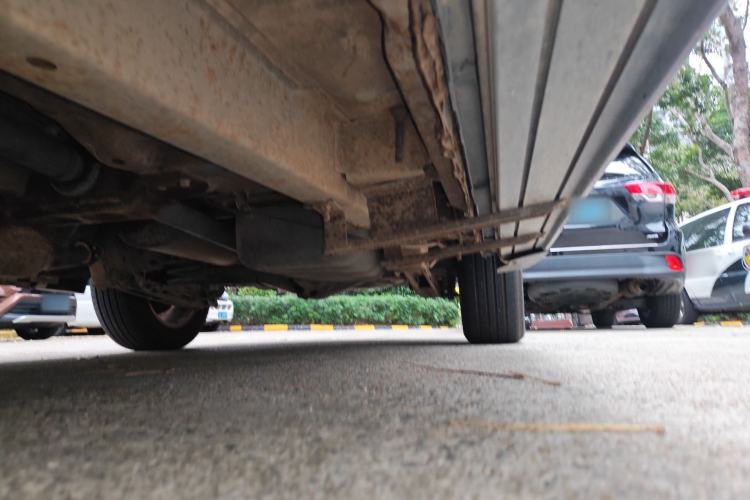 Used HYOSOW S3 2014 1.5L Comfort Version China IV Emission Standard Chassis Rear Left