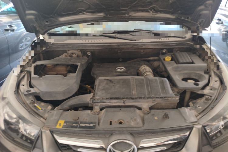 Used HYOSOW S3 2014 1.5L Comfort Version China IV Emission Standard Engine Bay