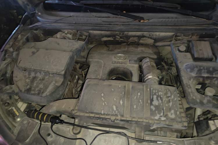 Used HYOSOW S3 2014 1.5L Comfort Version China IV Emission Standard Engine Bay