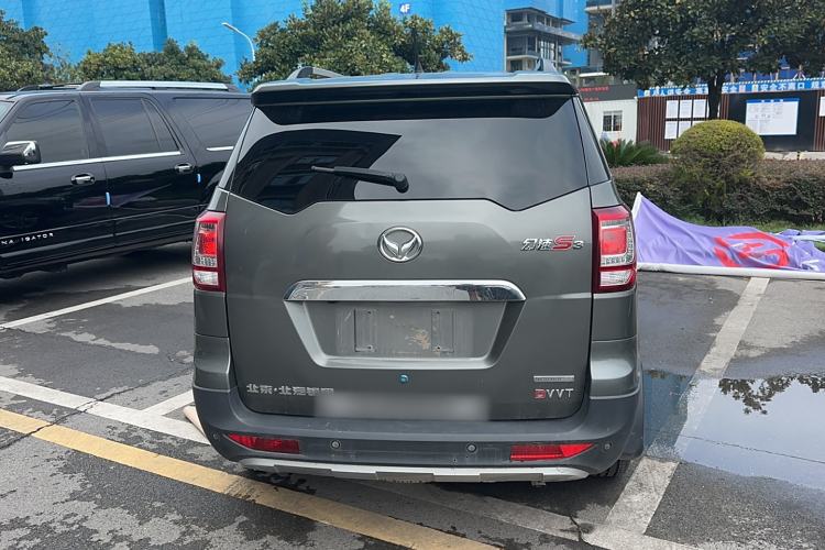 Used HYOSOW S3 2014 1.5L Luxury Version China IV Emission Standard Exterior 4