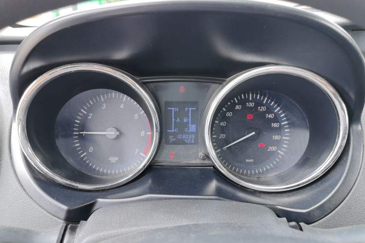 Used HYOSOW S3 2014 1.5L Comfort Version China IV Emission Standard Instrument Cluster