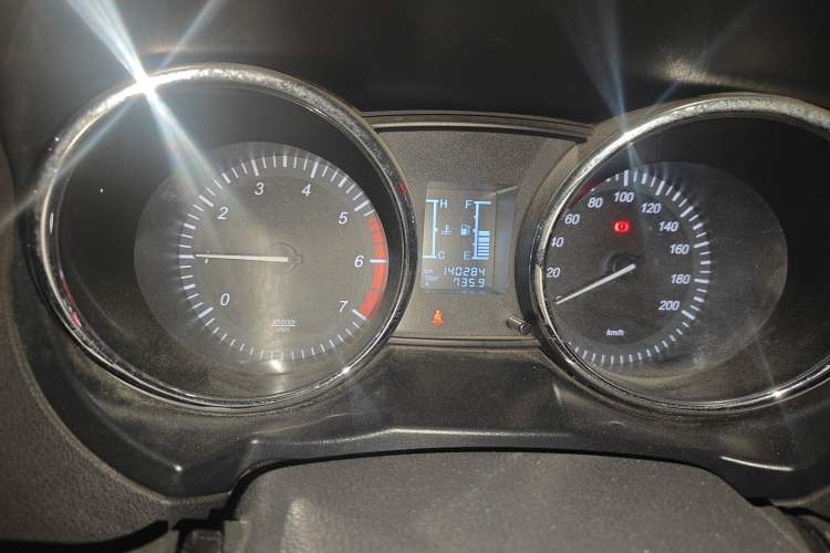 Used HYOSOW S3 2014 1.5L Comfort Version China IV Emission Standard Instrument Cluster