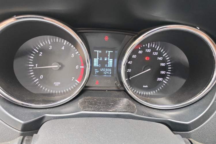 Used HYOSOW S3 2014 1.5L Comfort Version China IV Emission Standard Instrument Cluster