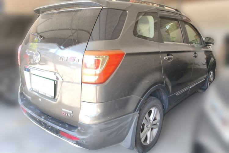 Used HYOSOW S3 2014 1.5L Comfort Version China IV Emission Standard Rear Right 45 Deg
