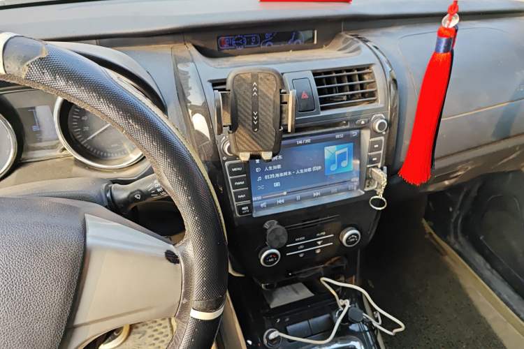 Used HYOSOW S3 2014 1.5L Luxury Version China IV Emission Standard Audio And AC Panel