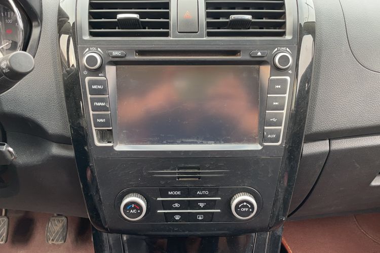 Used HYOSOW S3 2014 1.5L Luxury Version China IV Emission Standard Audio And AC Panel
