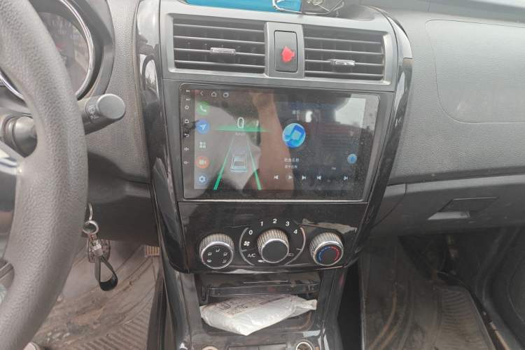 Used HYOSOW S3 2014 1.5L Comfort Version China IV Emission Standard Audio And AC Panel