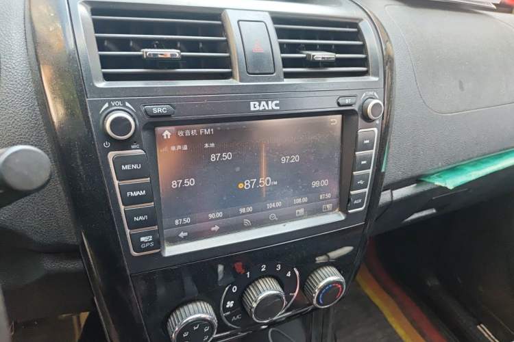 Used HYOSOW S3 2014 1.5L Comfort Version China IV Emission Standard Audio And AC Panel