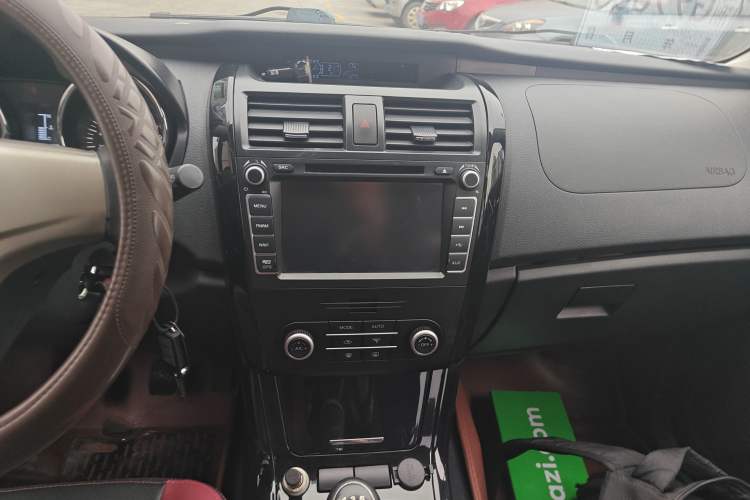 Used HYOSOW S3 2014 1.5L Luxury Version China IV Emission Standard Audio And AC Panel