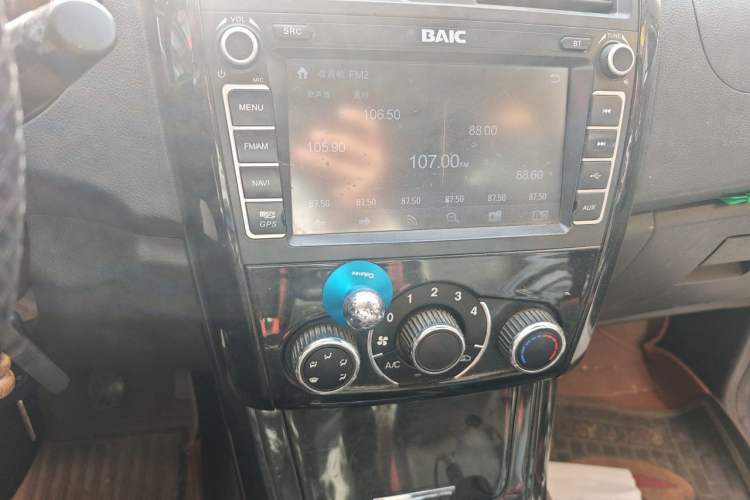 Used HYOSOW S3 2014 1.5L Comfort Version China IV Emission Standard Audio And AC Panel