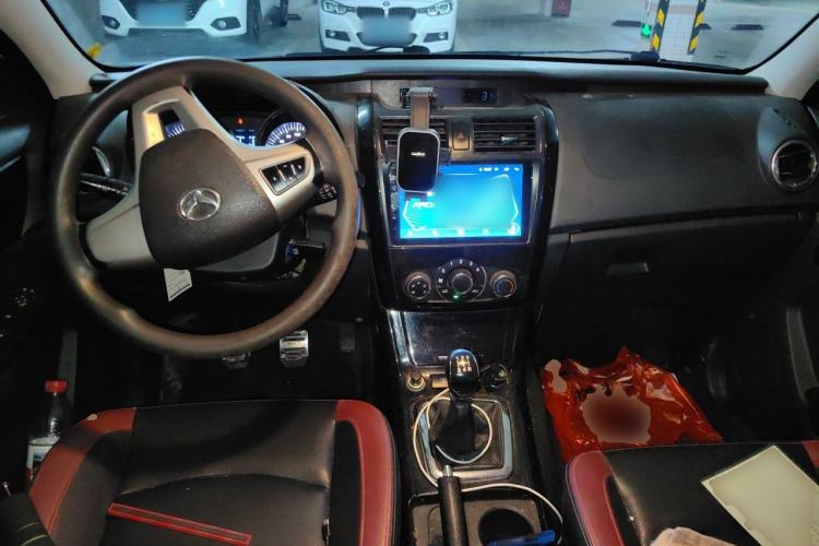 Used HYOSOW S3 2014 1.5L Comfort Version China IV Emission Standard Center Console