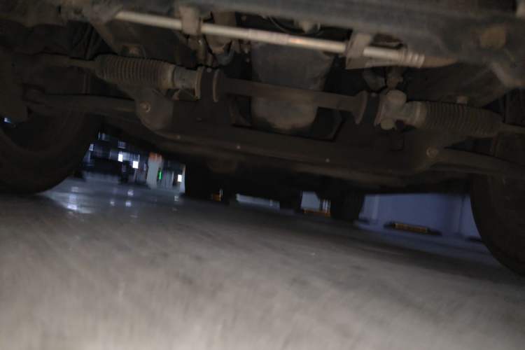 Used HYOSOW S3 2014 1.5L Comfort Version China IV Emission Standard Chassis Front