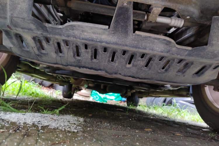 Used HYOSOW S3 2014 1.5L Comfort Version China IV Emission Standard Chassis Front