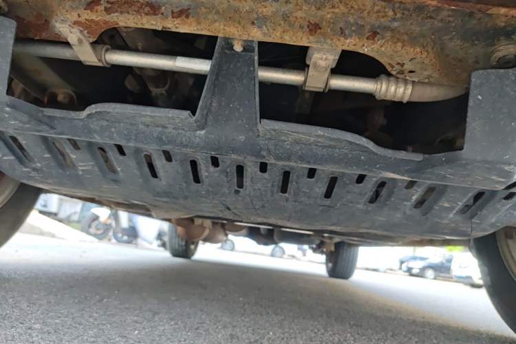 Used HYOSOW S3 2014 1.5L Comfort Version China IV Emission Standard Chassis Front